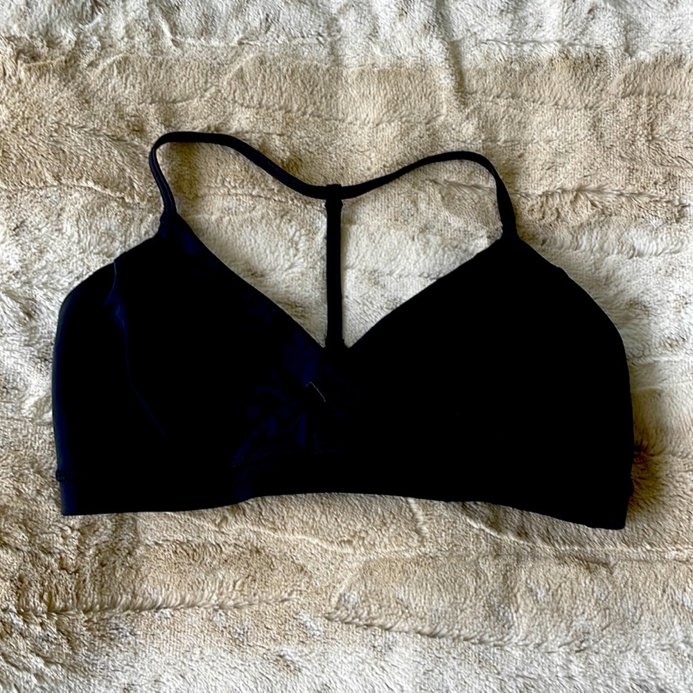 Lululemon yoga bra black - size 4
